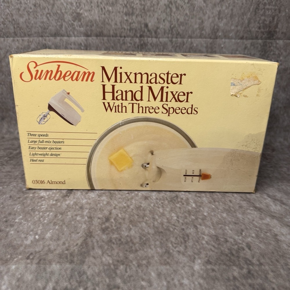 NOS Vintage 1983 Sunbeam Mixmaster Hand Mixer 3 Speeds Almond 03016